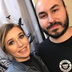 Meet your Posher, Cassandra